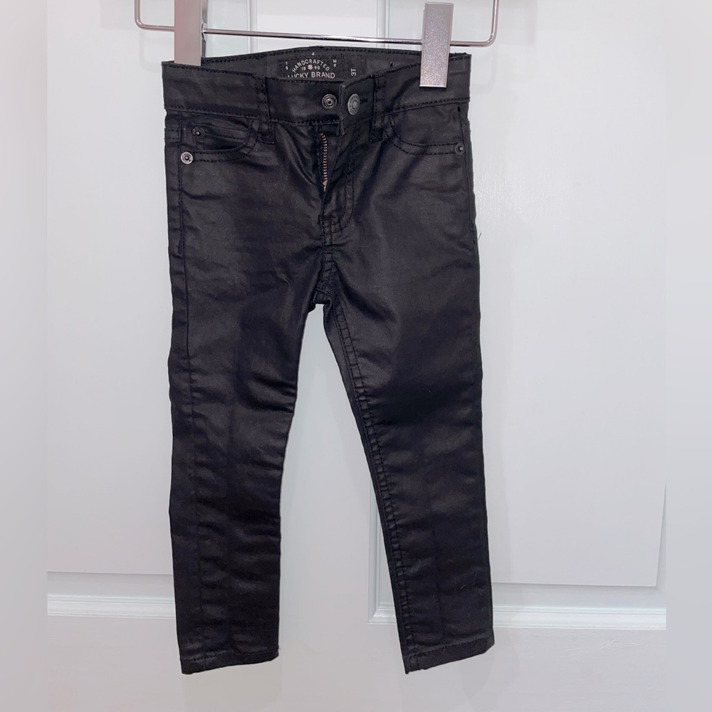 EUC Lucky Brand black coated denim Zoe Skinny jegging in size 3T